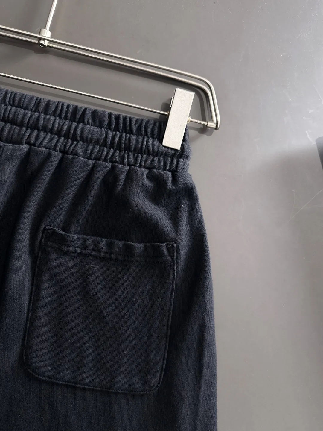🅿️330 Next day shipping High-end goods Stone Island 2025 spring and summer new elastic band casual heavy-duty washed shorts, batik pure cotton tripe soft to the touch, counter-customized fabrics with high breathability and comfort, impeccable details, brand element design concept, reflecting high quality. It feels delicate and soft! It presents a casual cut and the upper body shape is great! Size: S-XL